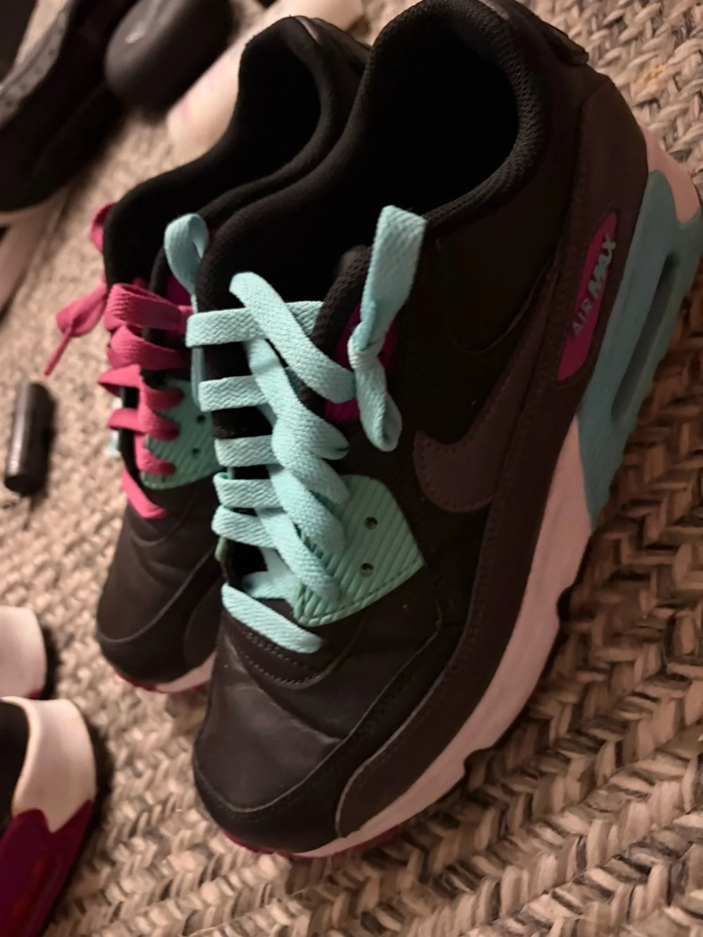 Nike air max 90s size 7 youth Black Sneakers with Pink and Light Blue Laces